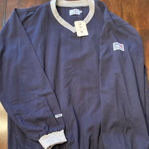 Tyndale v neck pullover